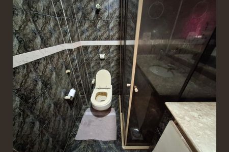 Apartamento à venda com 60m², 2 quartos e sem vaga Apartamento à venda com 60m², 2 quartos e sem vagaBanheiro