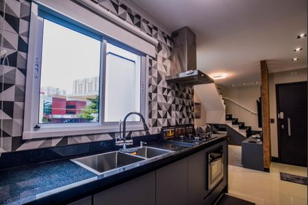 Apartamento à venda com 120m², 2 quartos e 2 vagas Apartamento à venda com 120m², 2 quartos e 2 vagasCozinha