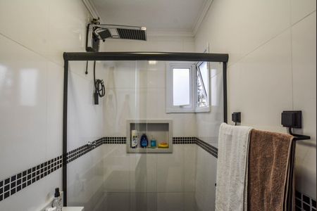 Apartamento à venda com 120m², 2 quartos e 2 vagas Apartamento à venda com 120m², 2 quartos e 2 vagasBanheiro da Suíte