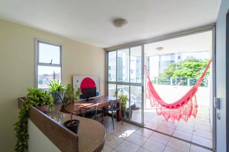 Apartamento à venda com 160m², 4 quartos e 2 vagas Apartamento à venda com 160m², 4 quartos e 2 vagasCobertura - Sala 2