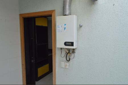 Casa de condomínio à venda com 188m², 4 quartos e 3 vagas Casa de condomínio à venda com 188m², 4 quartos e 3 vagasÁrea de Serviço