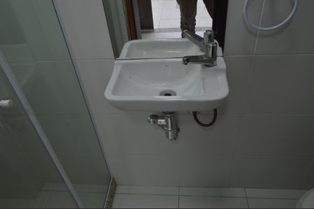 Casa de condomínio à venda com 188m², 4 quartos e 3 vagas Casa de condomínio à venda com 188m², 4 quartos e 3 vagasBanheiro de Serviço