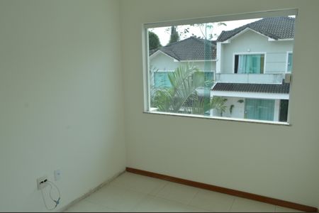 Casa de condomínio à venda com 188m², 4 quartos e 3 vagas Casa de condomínio à venda com 188m², 4 quartos e 3 vagasSuíte 3