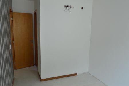 Casa de condomínio à venda com 188m², 4 quartos e 3 vagas Casa de condomínio à venda com 188m², 4 quartos e 3 vagasSuíte 2