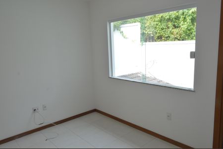 Casa de condomínio à venda com 188m², 4 quartos e 3 vagas Casa de condomínio à venda com 188m², 4 quartos e 3 vagasSuíte 1