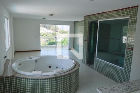 Casa de condomínio à venda com 188m², 4 quartos e 3 vagas Casa de condomínio à venda com 188m², 4 quartos e 3 vagasÁrea comum