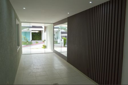 Casa de condomínio à venda com 188m², 4 quartos e 3 vagas Casa de condomínio à venda com 188m², 4 quartos e 3 vagasGaragem