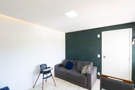 Sala de apartamento para alugar com 2 quartos, 44m² em Senador Vasconcelos, Rio de Janeiro