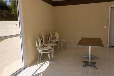 Apartamento para alugar com 44m², 2 quartos e 1 vaga Apartamento para alugar com 44m², 2 quartos e 1 vagaÁrea comum - Salão de festas