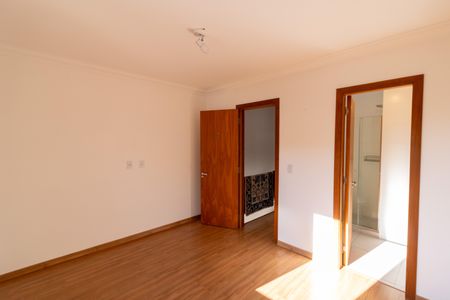 Casa de condomínio à venda com 75m², 2 quartos e 1 vagaSuíte