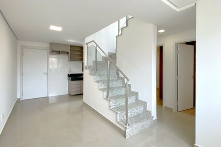Apartamento para alugar com 116m², 2 quartos e 2 vagasSala