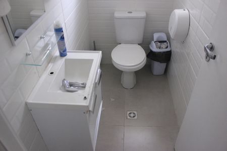 Casa para alugar com 109m², 2 quartos e 2 vagasBanheiro 2