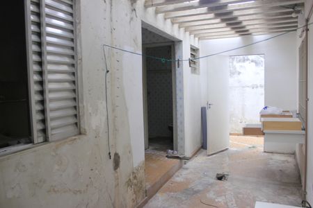 Casa para alugar com 109m², 2 quartos e 2 vagasCorredor/Quintal