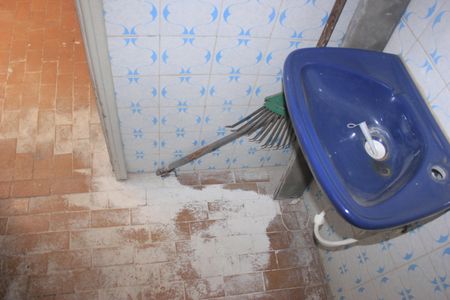 Casa para alugar com 109m², 2 quartos e 2 vagasBanheiro de Serviço