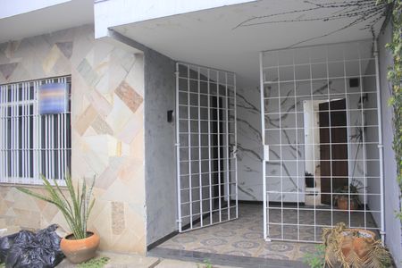 Casa para alugar com 109m², 2 quartos e 2 vagasGaragem