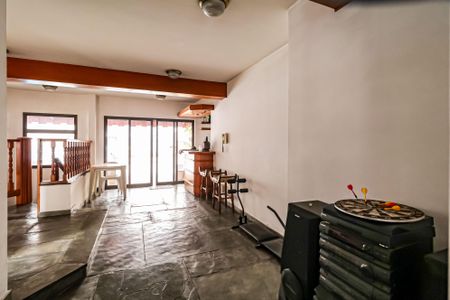 Apartamento para alugar com 270m², 4 quartos e 4 vagas Apartamento para alugar com 270m², 4 quartos e 4 vagasSala 2