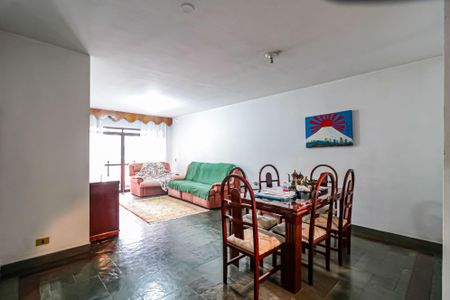 Apartamento para alugar com 270m², 4 quartos e 4 vagas Apartamento para alugar com 270m², 4 quartos e 4 vagasSala