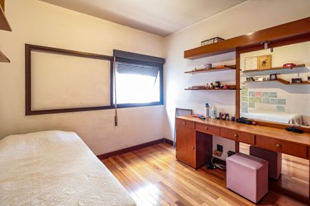 Apartamento para alugar com 270m², 4 quartos e 4 vagas Apartamento para alugar com 270m², 4 quartos e 4 vagasQuarto 2