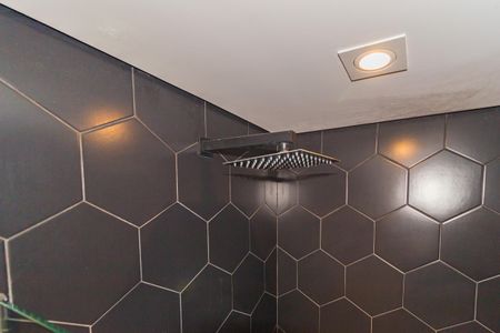 Apartamento à venda com 50m², 1 quarto e sem vagaDetalhe - Banheiro