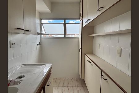 Apartamento para alugar com 105m², 2 quartos e 1 vaga Apartamento para alugar com 105m², 2 quartos e 1 vagaCozinha