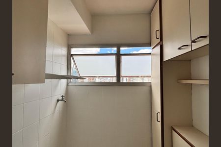 Apartamento para alugar com 105m², 2 quartos e 1 vaga Apartamento para alugar com 105m², 2 quartos e 1 vagaCozinha