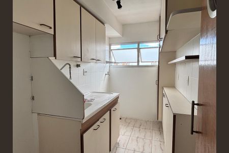 Apartamento para alugar com 105m², 2 quartos e 1 vaga Apartamento para alugar com 105m², 2 quartos e 1 vagaCozinha