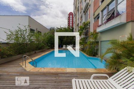 Apartamento para alugar com 105m², 2 quartos e 1 vaga Apartamento para alugar com 105m², 2 quartos e 1 vagaÁrea comum - Piscina