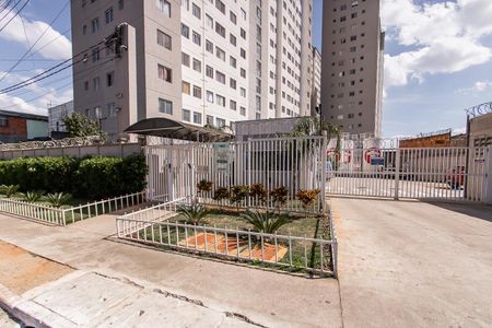 Apartamento à venda com 42m², 2 quartos e sem vaga Apartamento à venda com 42m², 2 quartos e sem vagaFachada