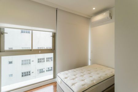 Suíte 1 de apartamento à venda com 2 quartos, 90m² em Jardim Europa, São Paulo