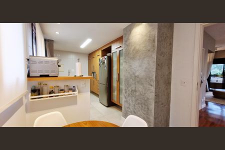 Apartamento à venda com 160m², 3 quartos e 3 vagas Apartamento à venda com 160m², 3 quartos e 3 vagasCozinha