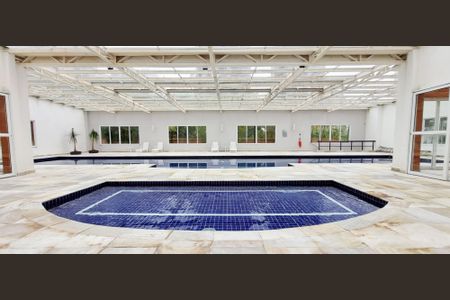 Apartamento à venda com 160m², 3 quartos e 3 vagas Apartamento à venda com 160m², 3 quartos e 3 vagasÁrea comum - Piscina