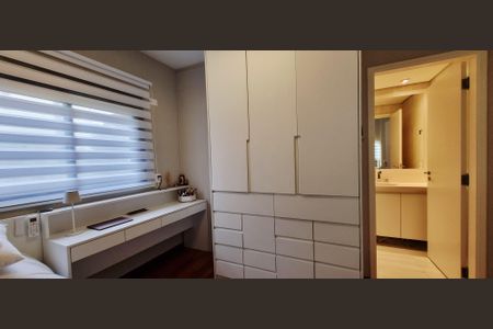 Apartamento à venda com 160m², 3 quartos e 3 vagas Apartamento à venda com 160m², 3 quartos e 3 vagasQuarto 1