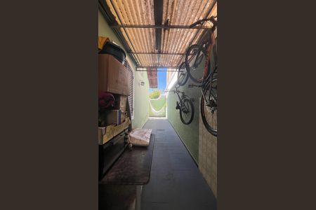 Casa à venda com 245m², 6 quartos e 3 vagas Casa à venda com 245m², 6 quartos e 3 vagasLavanderia