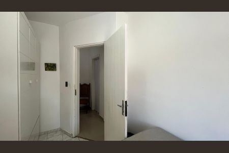 Casa à venda com 245m², 6 quartos e 3 vagas Casa à venda com 245m², 6 quartos e 3 vagasQuarto 2