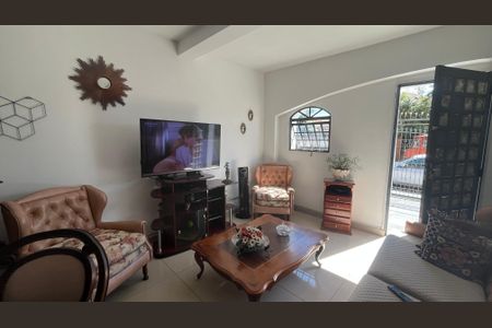 Casa à venda com 245m², 6 quartos e 3 vagasSala 1