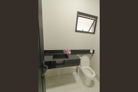 Casa à venda com 260m², 3 quartos e 2 vagasBanheiro da Suíte 3