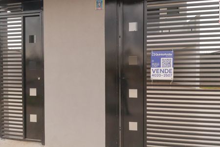 Casa à venda com 260m², 3 quartos e 2 vagasFachada