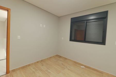 Casa à venda com 260m², 3 quartos e 2 vagasSuíte 1