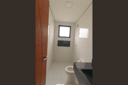 Casa à venda com 260m², 3 quartos e 2 vagasBanheiro da Suíte 1