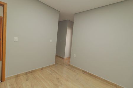 Casa à venda com 260m², 3 quartos e 2 vagasSuíte 2