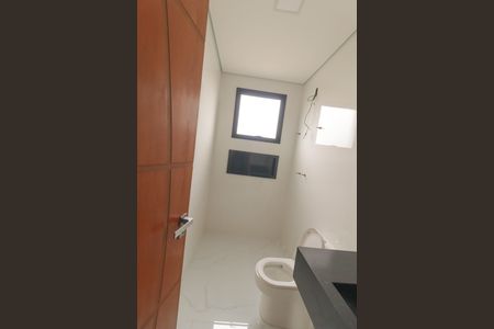 Casa à venda com 260m², 3 quartos e 2 vagasBanheiro da Suíte 1
