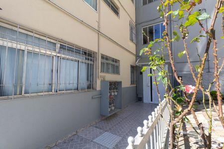 Apartamento para alugar com 42m², 2 quartos e 1 vagaÁrea comum