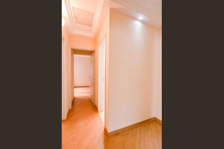 Corredor de casa de condomínio para alugar com 3 quartos, 167m² em Vila Homero Thon, Santo André