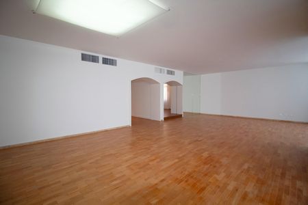 Apartamento à venda com 520m², 5 quartos e 4 vagas Apartamento à venda com 520m², 5 quartos e 4 vagasSala