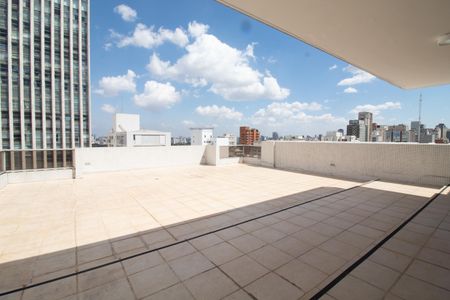 Apartamento à venda com 520m², 5 quartos e 4 vagas Apartamento à venda com 520m², 5 quartos e 4 vagasTerraço