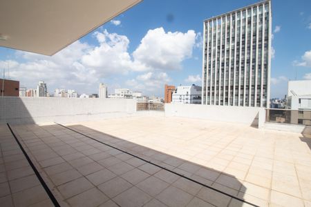 Apartamento à venda com 520m², 5 quartos e 4 vagas Apartamento à venda com 520m², 5 quartos e 4 vagasTerraço