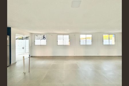 Apartamento à venda com 56m², 2 quartos e 1 vaga Apartamento à venda com 56m², 2 quartos e 1 vagaÁrea comum - Salão de festas