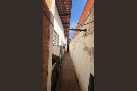 Casa à venda com 200m², 4 quartos e 3 vagas Casa à venda com 200m², 4 quartos e 3 vagasÁrea Externa