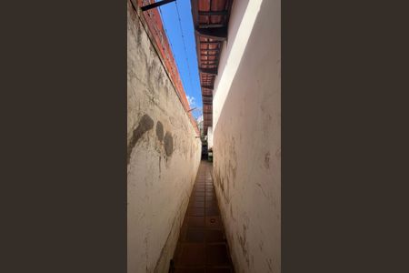 Casa à venda com 200m², 4 quartos e 3 vagas Casa à venda com 200m², 4 quartos e 3 vagasÁrea Externa