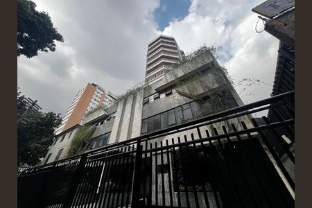 Apartamento para alugar com 80m², 2 quartos e 1 vaga Apartamento para alugar com 80m², 2 quartos e 1 vagaFachada